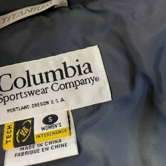 🎯 SALE 🎯 Columbia Titanium‎ Omni-Shield - Micro-Dry Down puffer jacket, Small - Picture 4 of 8